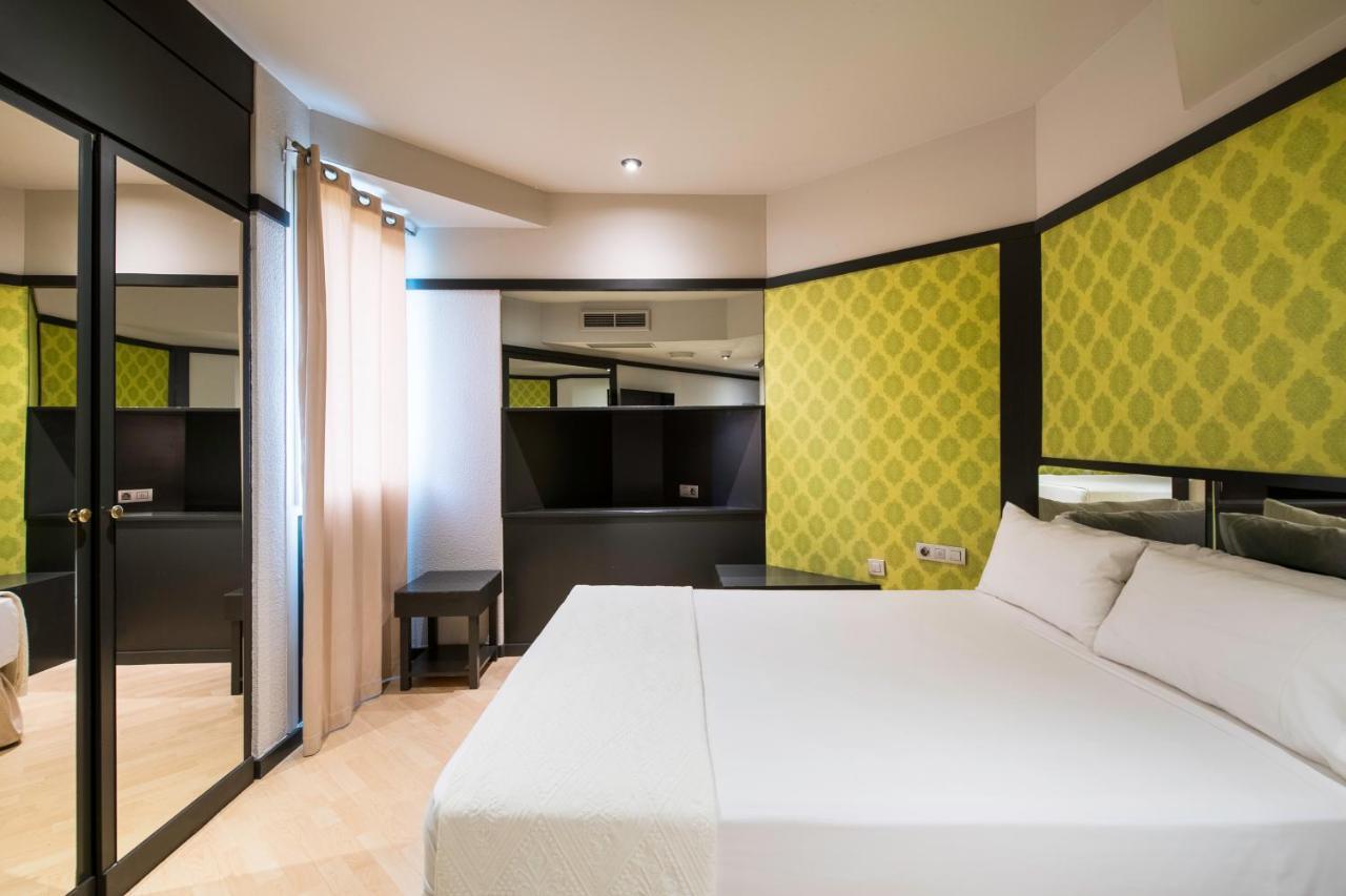 Hotel Punt 14 Gavà Kültér fotó